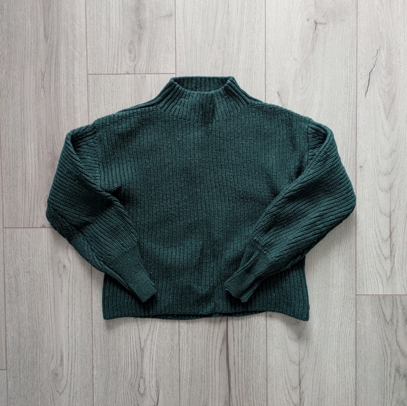 Dynamite Dark Green Ribbed Sweater - Picture 1 of 5
